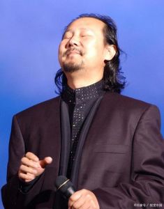 腾格尔_民族与通俗唱法融合之美解析