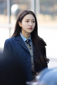 金艺琳出演《BITCH X RICH 2》白济娜，惊悚剧后再战大银幕