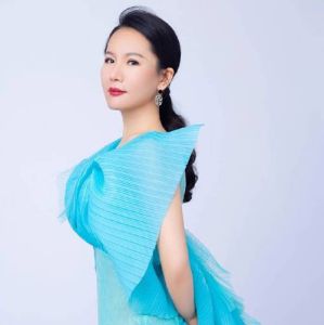 中国美声唱法女歌手_美声与多元风格融合的歌唱家们