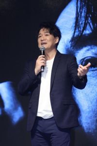 周华健嗓音特点_温暖嗓音，传世经典，唱出中国味道