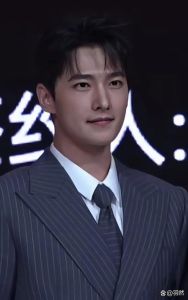 杨洋嗓子_杨洋怪声是演技还是个性？