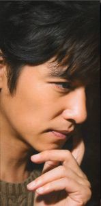 堺雅人在日本娱乐圈什么地位_日本男神，演技派代表，从打工仔到顶流男神