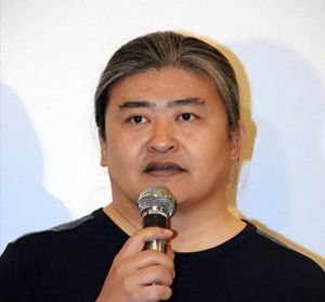 千方次的问外国人评价刘欢_中西文化碰撞的经典之声