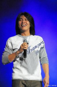 有谁评价阿杜_阿杜直播唉声叹气，形象转变引热议