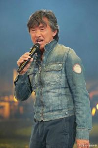 林子祥的贡献和在乐坛的地位_传奇铁肺歌王，奋斗人生歌不衰