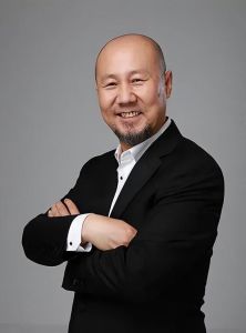 港台音乐界评价腾格尔_百变歌王，唱出蒙古风情与人生故事